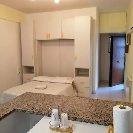 Monolocale Cosmopolitan Apartment *